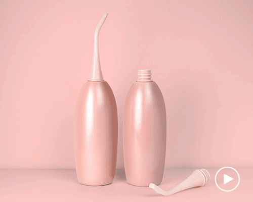 BIDOO™ is a portable, user-friendly bidet for an eco-conscious and practical lifestyle