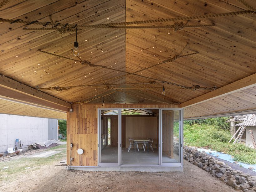 Icada Tops Japanese House With Roof Of Numerous Knotholes