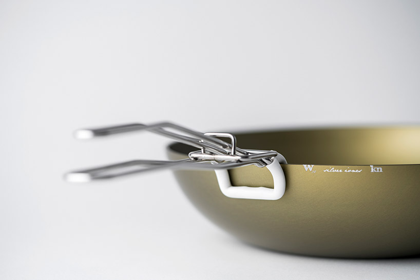 https://static.designboom.com/wp-content/uploads/2019/07/knindustrie-cooking-table-wear-designboom-002.jpg