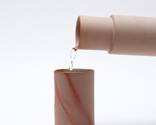 shizuka tatsuno uses japanese pottery tradition in hiiro ceramic water carafes