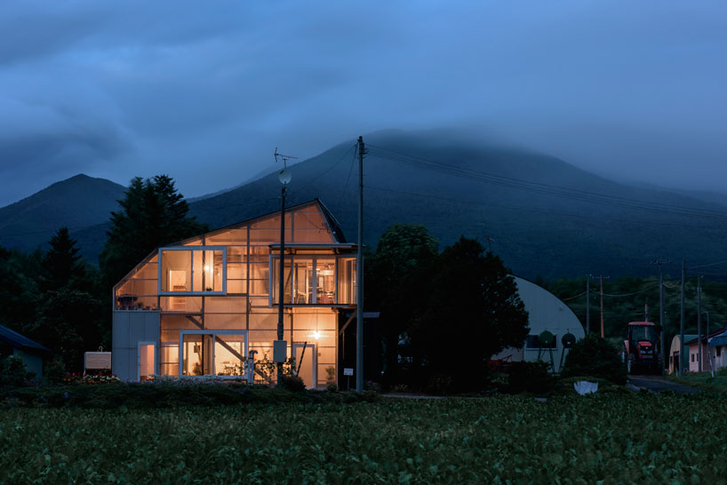 yoshichika takagi deformed roof