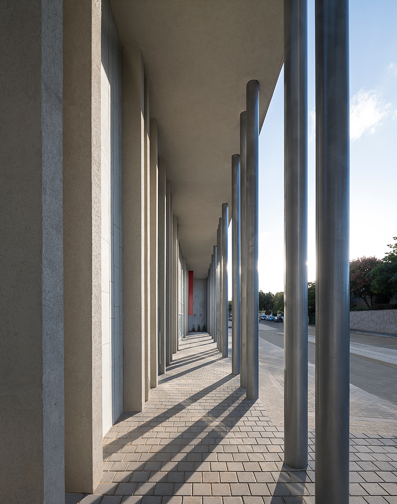 golany-architects-community-center-holon-israel-08-05-2019-designboom