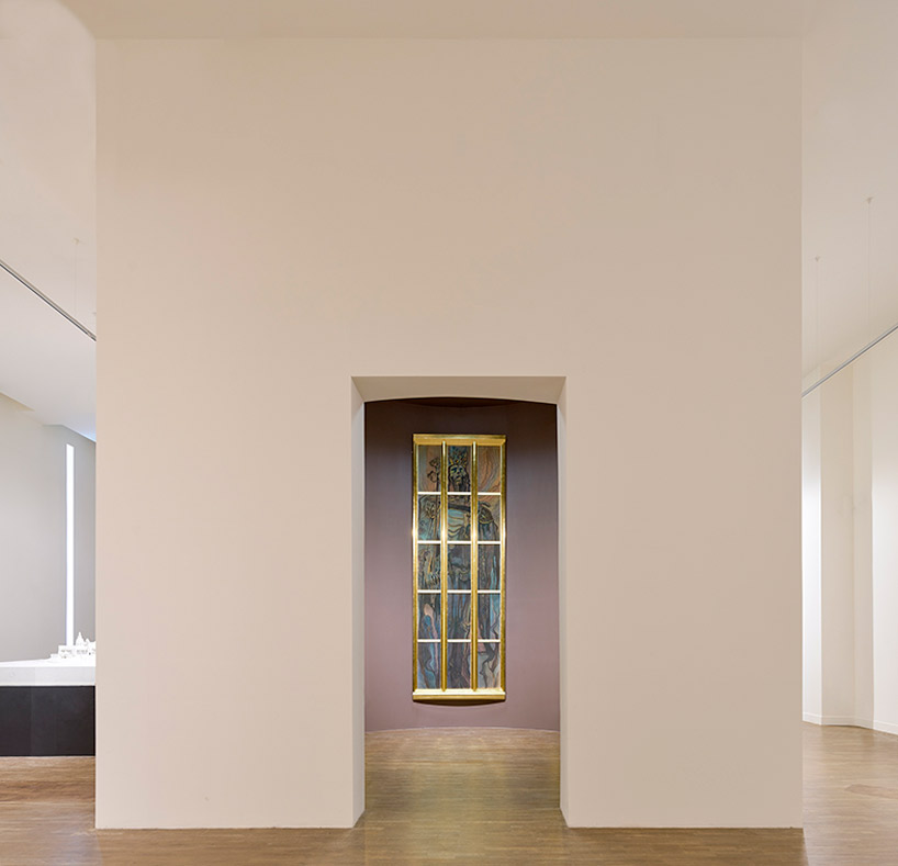 NArchitekTURA designs exhibition for prominent artist in the national museum in krakow