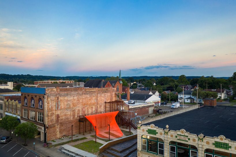 behin ha builds temporary shade installation in ohio using scrap mesh fabric