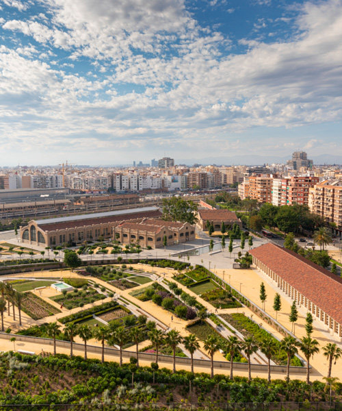 gustafson porter + bowman completes first phase of valencia's 'parque central'