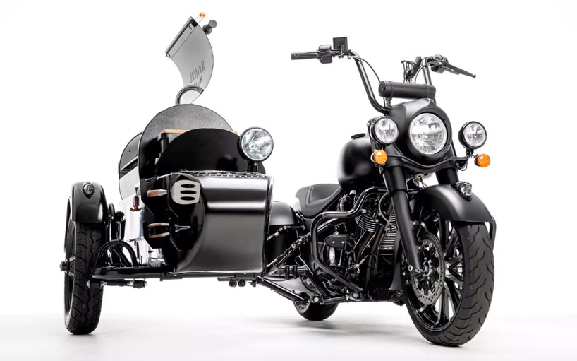 indian’s motorcycle has a built in barbecue so you can grill on the go