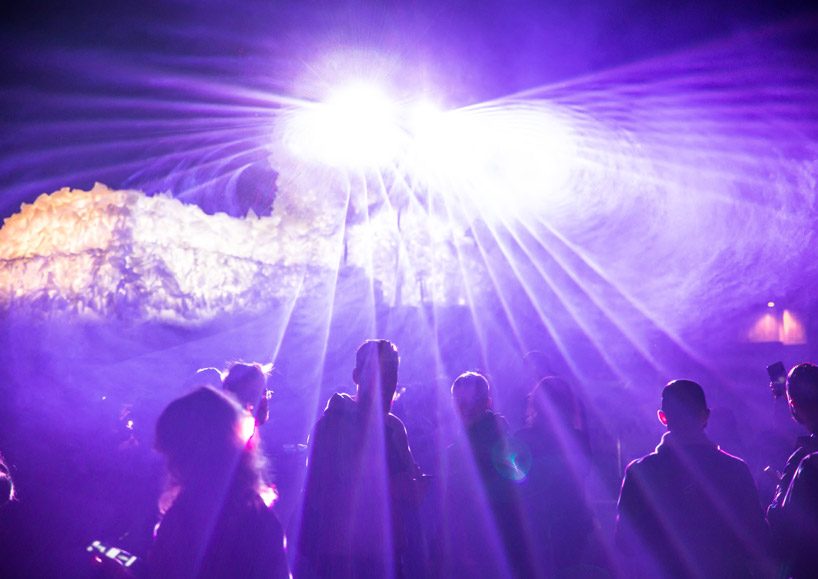 kaja haven builds a giant persian cat with laser machine eyes for copenhagen festival