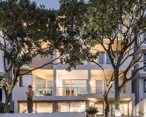 mat office frames ocean views in summer hotel in chinese island