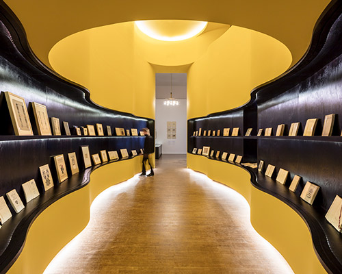NArchitekTURA designs exhibition for prominent artist in the national museum in krakow