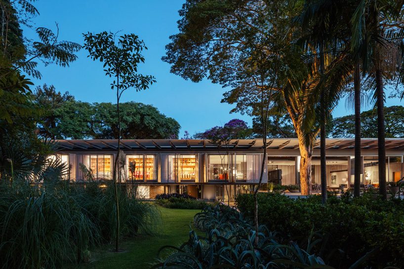 andrade morettin architects plans residence as a linear pavilion in são paulo
