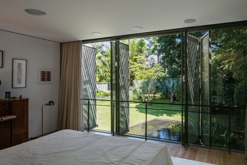 andrade morettin architects plans P.E. residence as a linear pavilion in são paulo