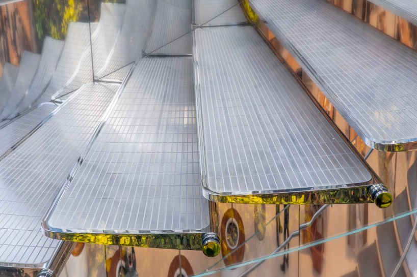 apple's famous new york 'cube' re-opens on fifth avenue