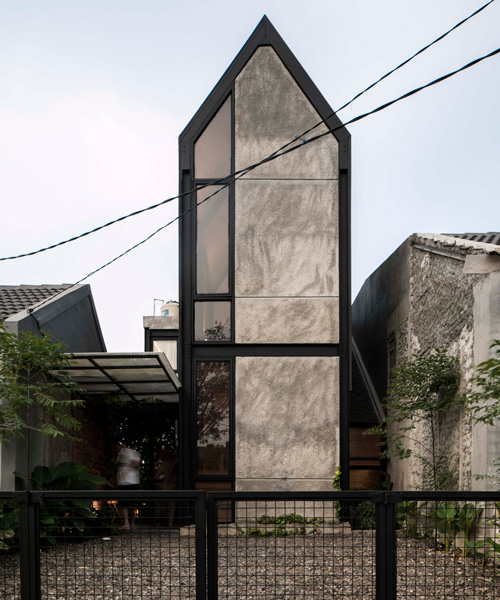 atelier bertiga builds steel-frame house in indonesia that grows along with its owners