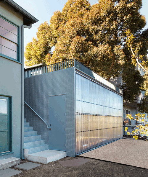 FAR adds artist's studio clad in translucent folding façade to los angeles house