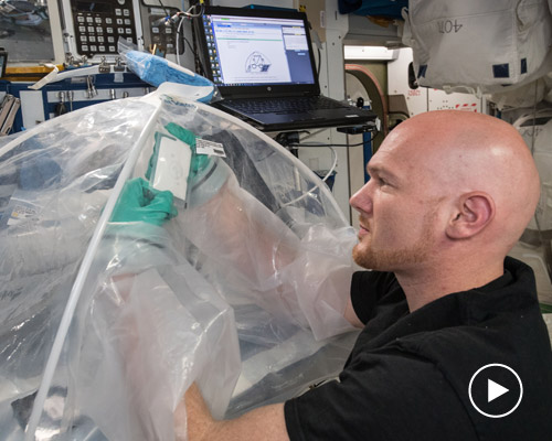 NASA astronauts explore what happens to concrete when it's mixed in space