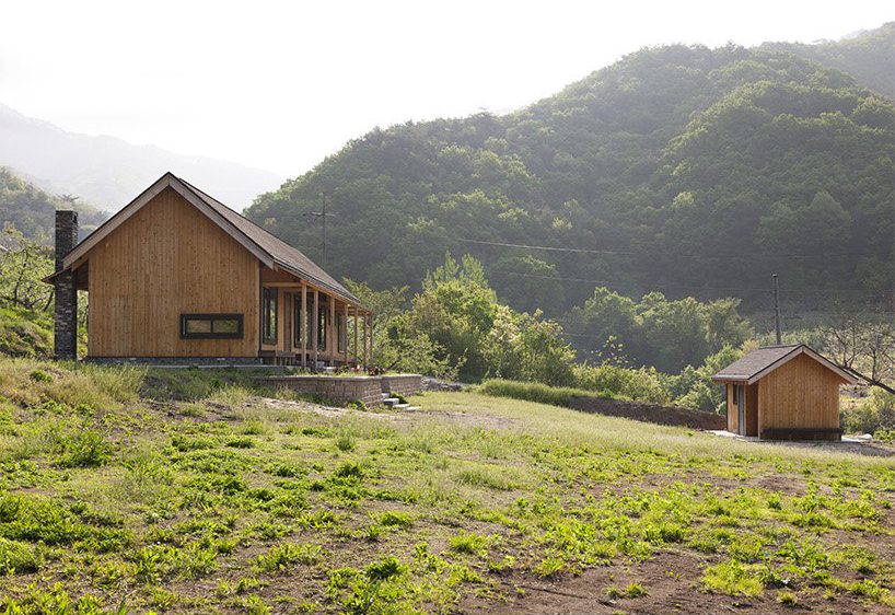 studio_GAON builds a small timber house amid the mountains of south korea designboom