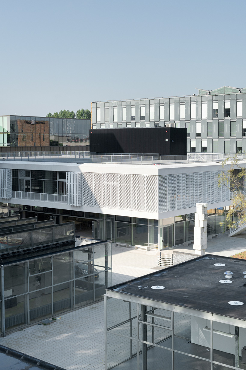 paulien bremmer + hootsmans extend rietveld academy & sandberg institute in amsterdam