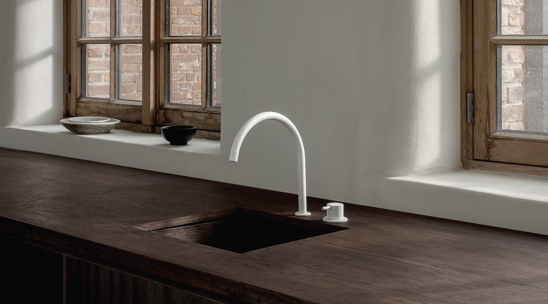 vola-on-design-matt-white-benoit-viaene-designboom11