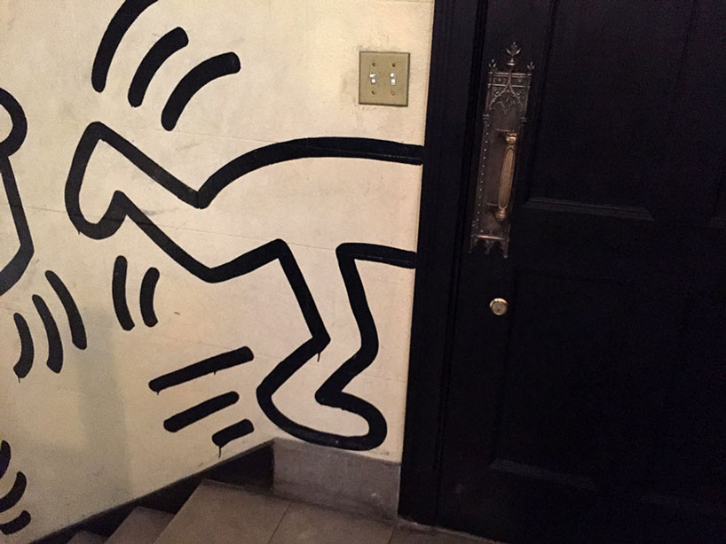 AI 'completes' keith haring's unfinished artwork, raising ethical issues  and copyright concerns