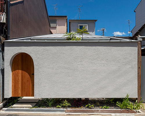 arbol layers series of arches inside minimalist residence in japan