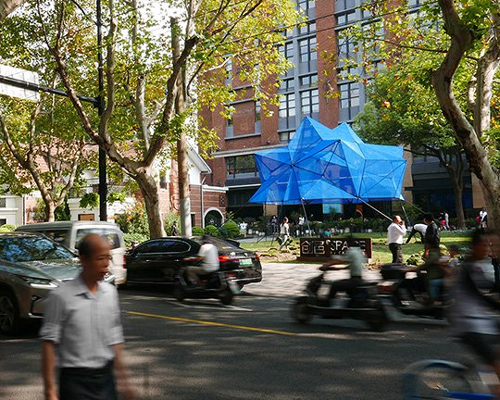 atelier yokyok builds the cobalt muffin pavilion to float like a cloud over shanghai