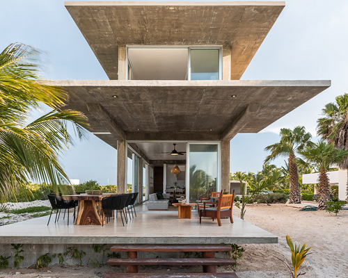 laboratorio de arquitectura builds the 'gemela' house along the yucatán coast in mexico