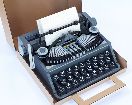 designer creates life-size LEGO typewriter with working hand-crank mechanism