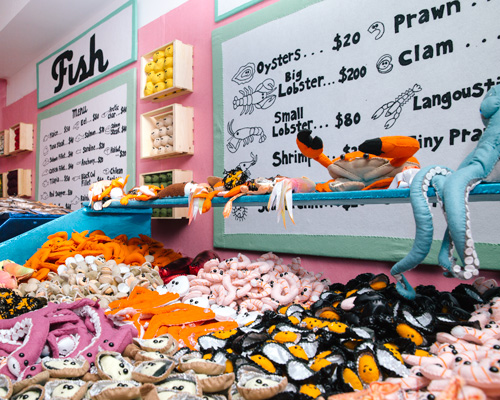 every single item in lucy sparrow's new york deli at the rockefeller center is made of felt