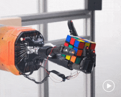 extremely dextrous robot arm uses AI to solve rubik's cube one-handed