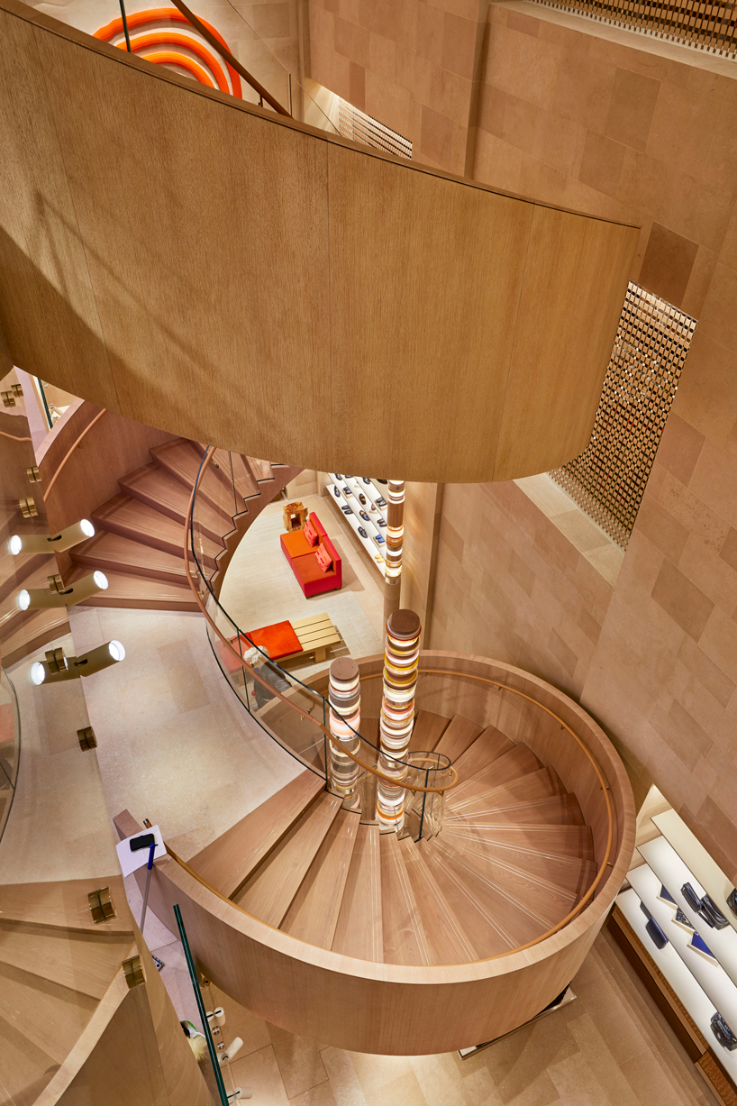 Louis Vuitton Maison store by Peter Marino, Paris – France