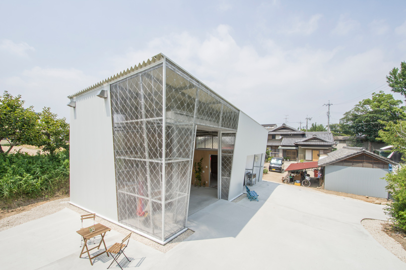 translucent polycarbonate cladding fills japanese solarium with natural ...