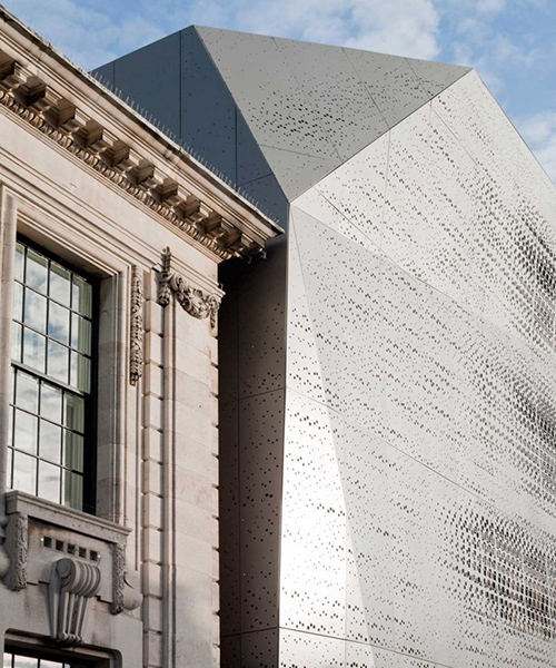 DROO + NAME veil london's historic town hall in parametric aluminum skin