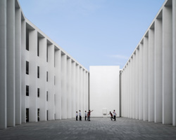 TAO configures introverted school in china to celebrate creativity and interaction