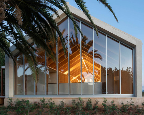 canals moneo arquitectos extends listed 18th-century ribas winery in mallorca