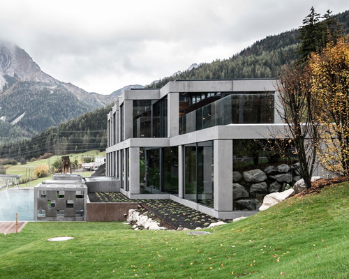 noa* builds glass and concrete cubes amid the mountains of tirol for mohr life resort