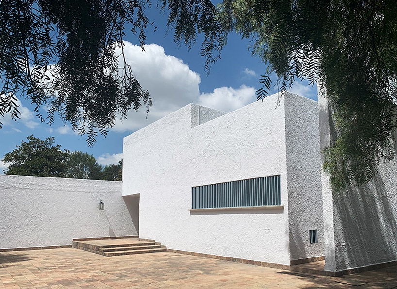 luis barragán's equestrian estate & fountain cuadra san cristóbal in mexico