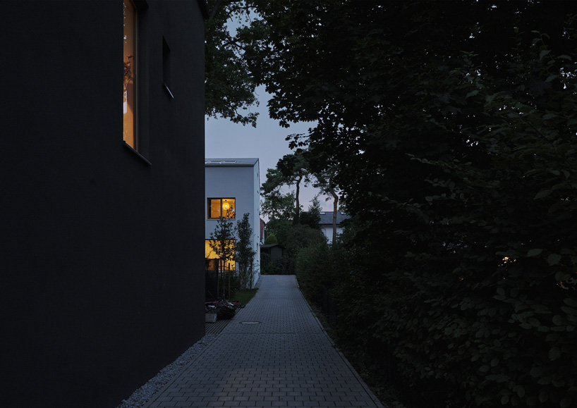 HGA, marc flick & christian stock build monolithic all-black house in  germany