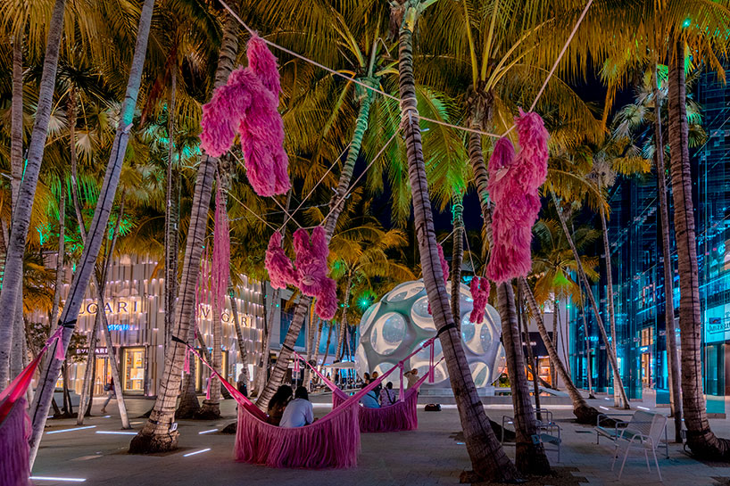 7 of the Coolest Artworks in Miami Design District - Mr Globetrotter