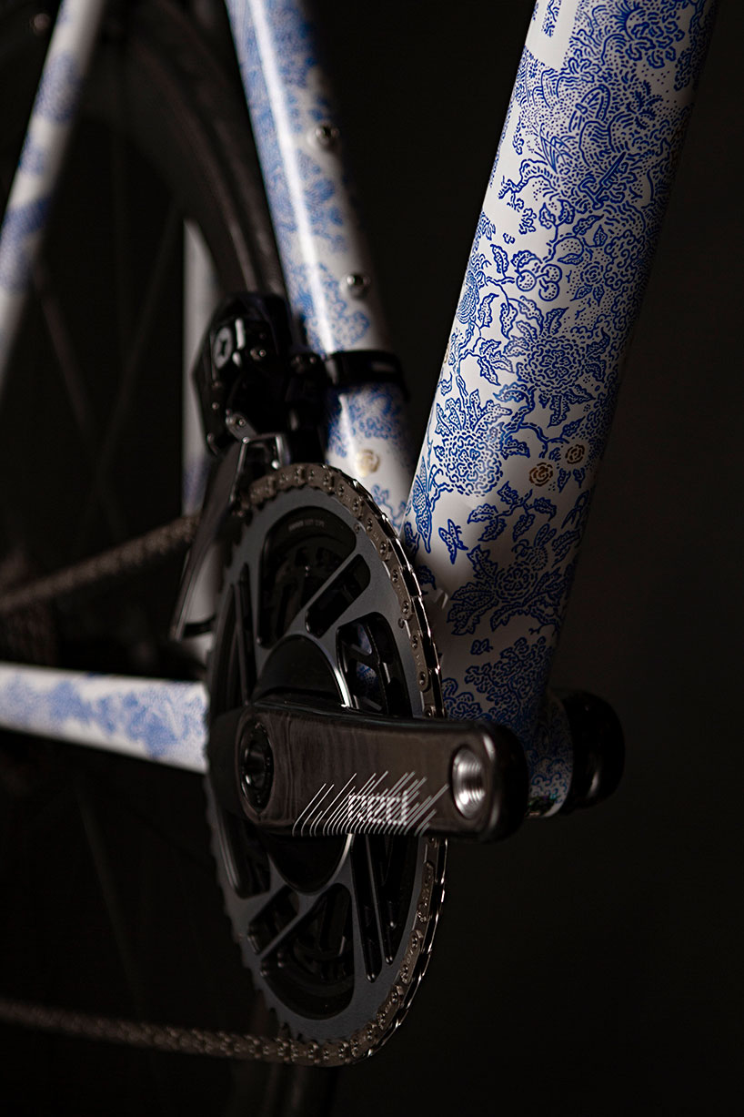 festka produces bespoke porcelain spectre bicycle with gold accents
