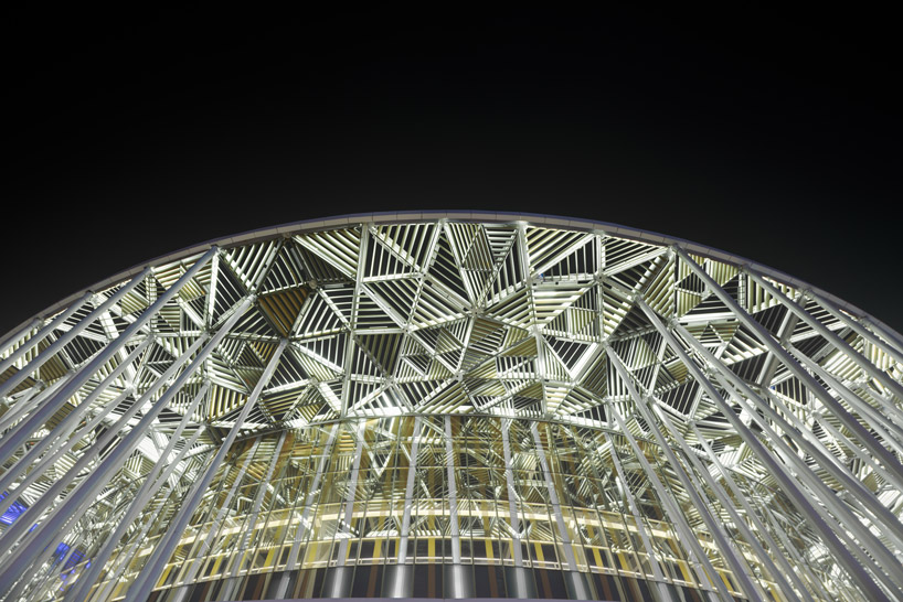 steven chilton architects completes 'bamboo forest' wuxi taihu show theater