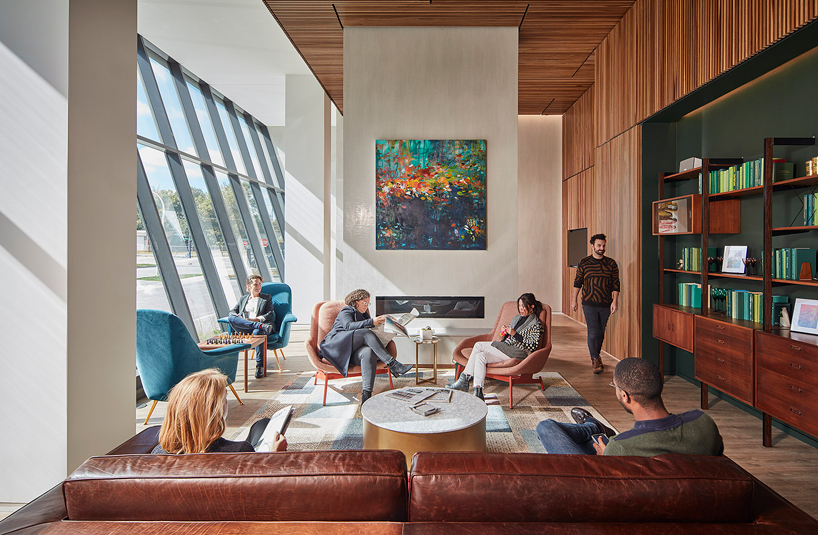 studio gang explores solar carving with residential tower in chicago designboom