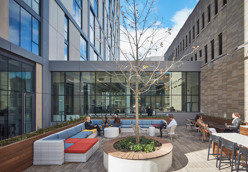 studio gang explores solar carving with residential tower in chicago designboom