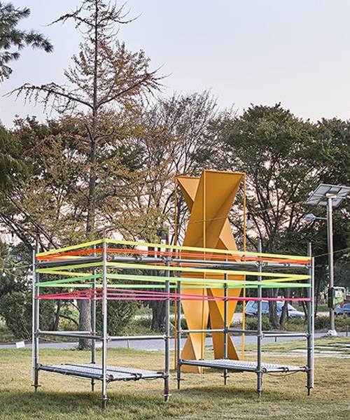 urban society builds a public shared space using modular scaffolding in seoul