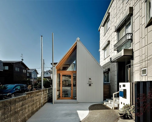 ALTS design office conceals kusatsu house behind windowless wall