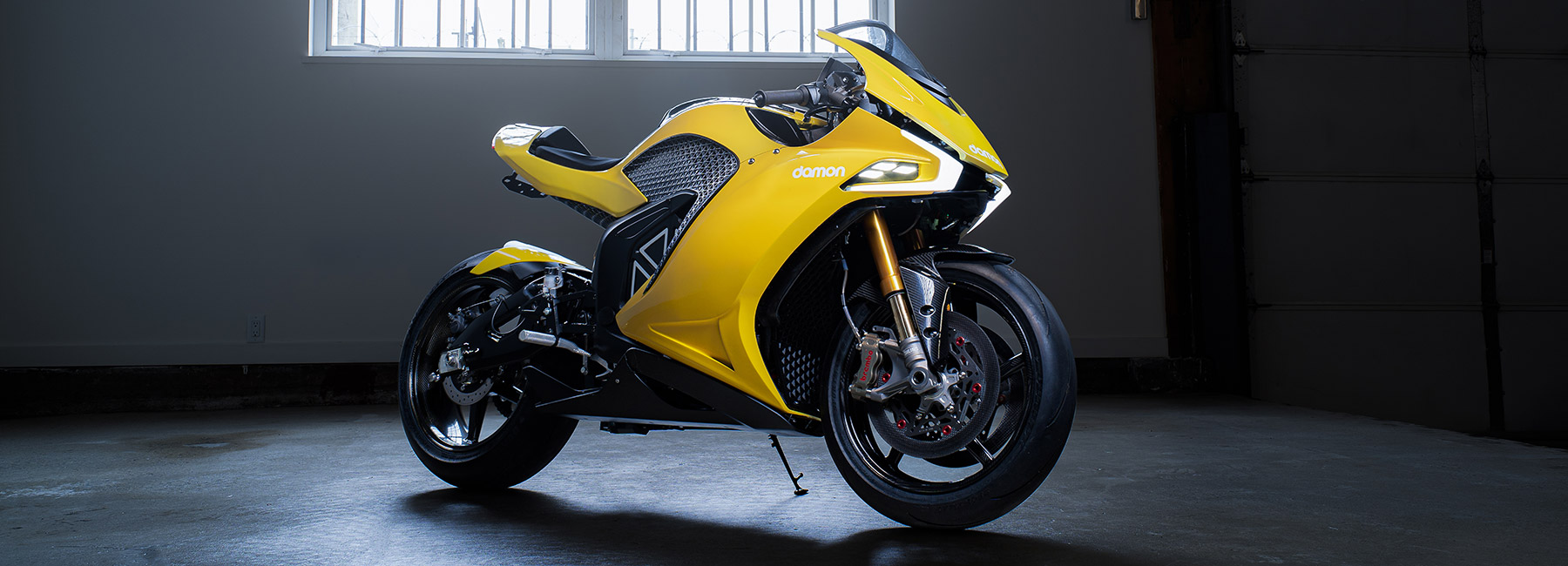 CES 2020: damon hypersport electric superbike adds blackberry QNX tech