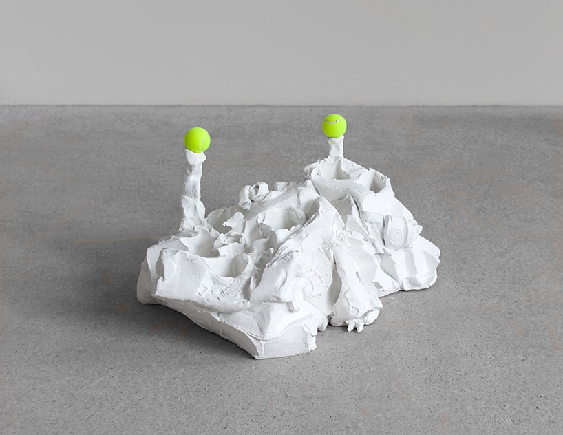 interview with erwin wurm on body-based art and beverage-drinking at 'yes biological'
