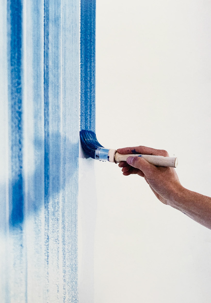 breathe with me by jeppe hein: every exhale takes the form of painted blue lines