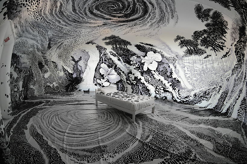 oscar oiwa inks 360° dreamscape mural using 120 sharpie markers