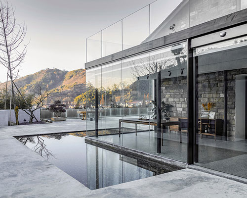 atelier RIGHT HUB renovates an old chinese house into a contemporary boutique hotel in hangzhou