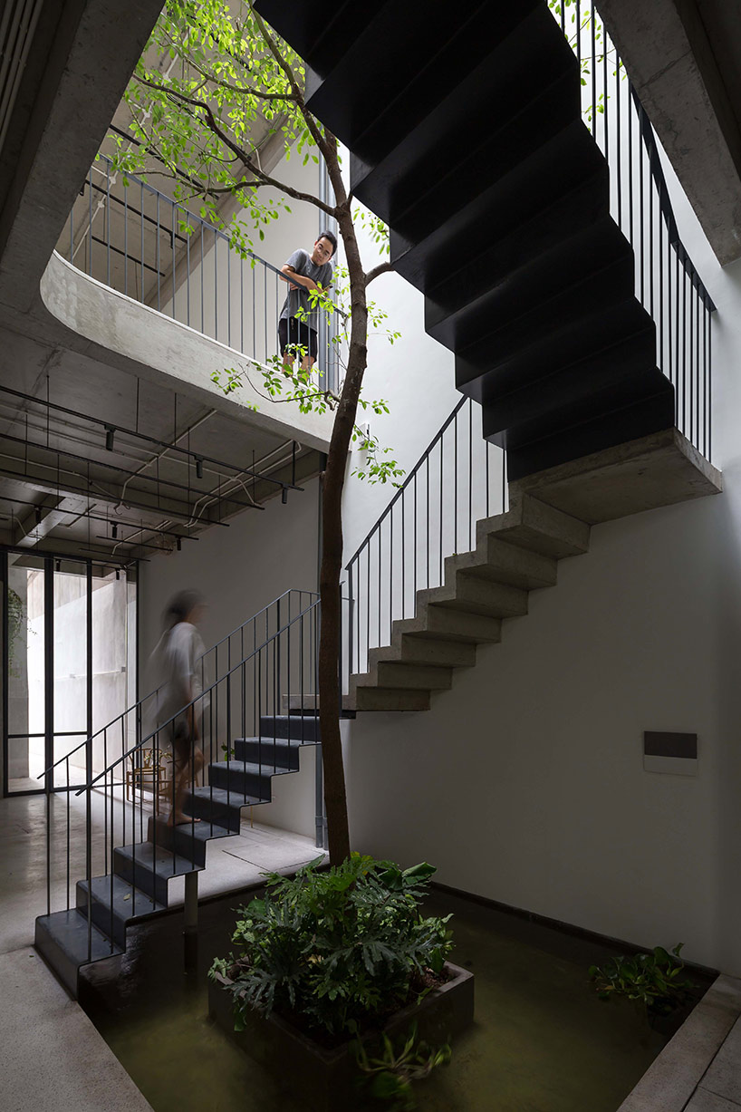 ODDO architects builds skinny 'CH house' in hanoi, vietnam